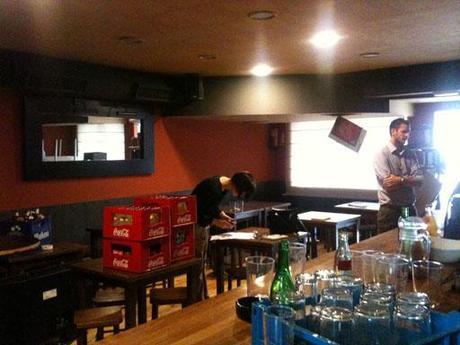 NUEVAS IMÁGENES DEL LOUNGE BAR DISEÑADO POR A-CERO EN POZUELO, MADRID