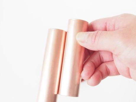UN SENCILLO Y VERSÁTIL DIY CON TUBOS DE COBRE