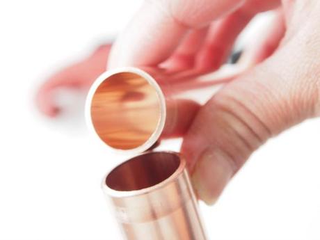 UN SENCILLO Y VERSÁTIL DIY CON TUBOS DE COBRE