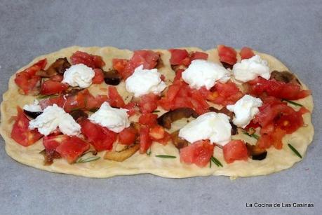 Focaccia de Berenjenas, Tomate, Mozzarella y Anchoas