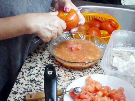 Cocina conmigo: Tomates rellenos al horno