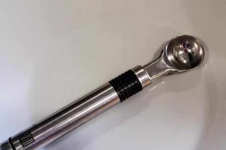 Ensalada dulce de bolas de sandía y melón a la menta (paso a paso)