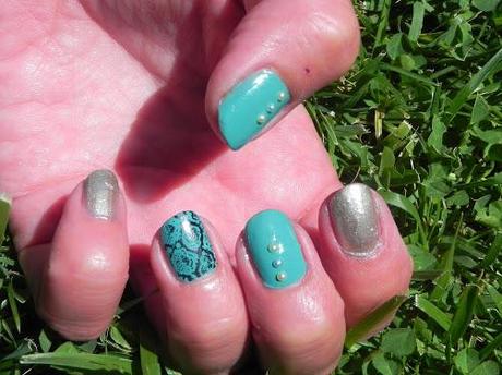 Recopilación de manicuras de vacaciones.