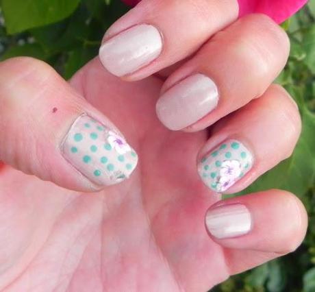 Recopilación de manicuras de vacaciones.