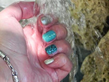 Recopilación de manicuras de vacaciones.