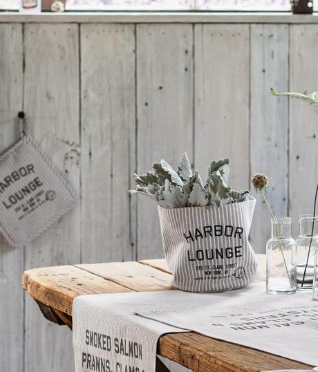 Textos en el Estilo Rustico