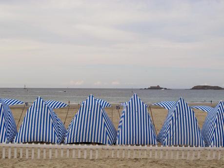 Bonitos toldos en la playa....