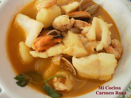 CAZUELA DE PESCADO Y MARISCO