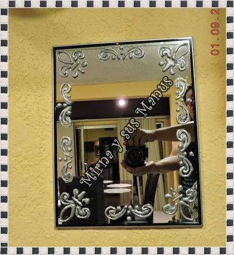 Espejito Decorado con SILICON
