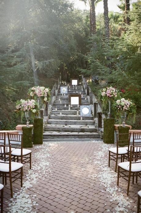 Elementos decorativos para tu boda: espejos colores-de-boda-ceremonia-civil-espejos-velas