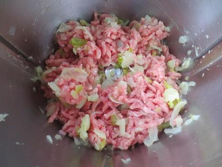 Empanada de carne y tomate