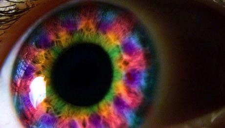 Jugando con la visión - Ilusión óptica