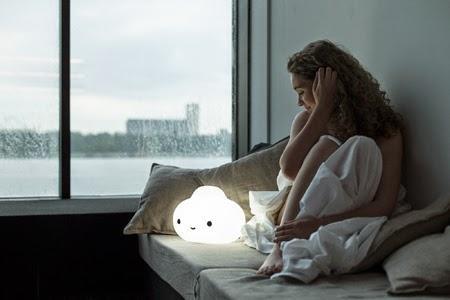 Little Cloud Lamp. Una lámpara de FriendsWithYou Little Cloud Lamp. Una lámpara de FriendsWithYou