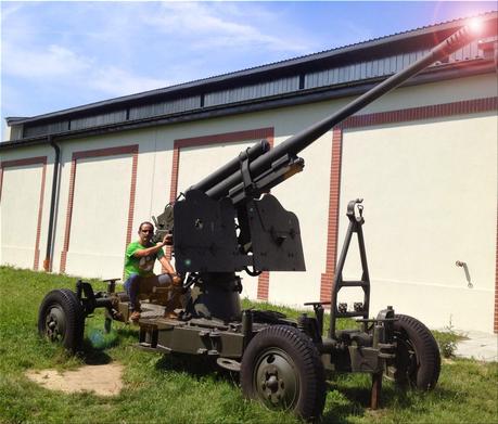 Al pan, pan y al spam según se mire...