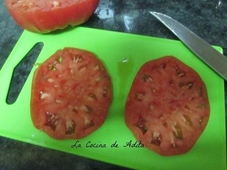 CANAPES CON PASTA BRISA