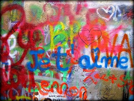 Muro de la Isla de Kampa: arte y liberación