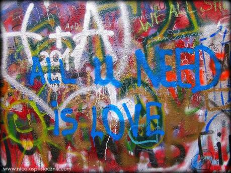 Muro de la Isla de Kampa: arte y liberación