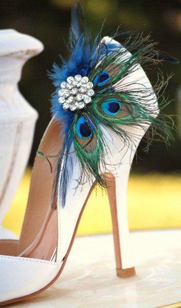 Bridal shoes I love this idea! Maybe me or my bridesmaids will do something like this!