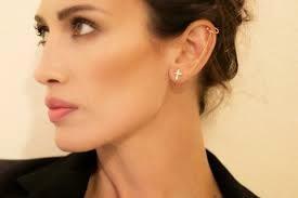 Pendientes de cruz, mi nueva compra. Pendientes de cruz, mi nueva compra.