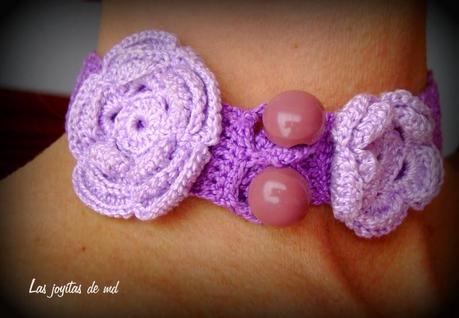 Gargantilla de croché en color lavanda