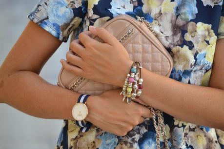 Azul, amarillo...flores....