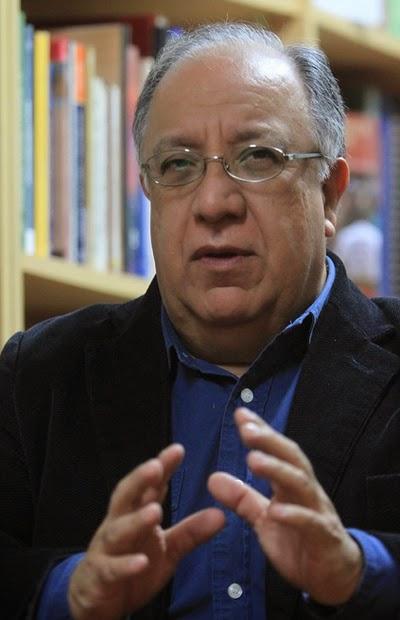 No las encuestas: FRANJA DE INDECISOS SERÁN QUIENES ELIJAN  A LOS ALCALDES Y PRESIDENTES REGIONALES… Dice, analista político, Fernando Tuesta