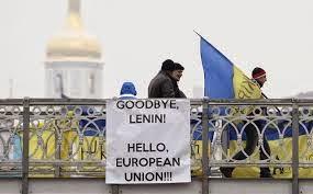 La UE firma con Ucrania un acuerdo de asociación: ¿El zorro Putín se queda sin gallinas?
