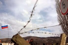 Ucrania: La difícil reconstrucción de un país débil e indefenso.- El lobo va devorando las ovejas y el antiguo pastor le ayuda…