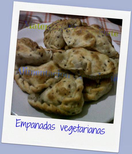 #FotoFinde 6/ Empanadas de cebolla caramelizada en masa con semillas de lino y sésamo (Recetas Vegetarianas)