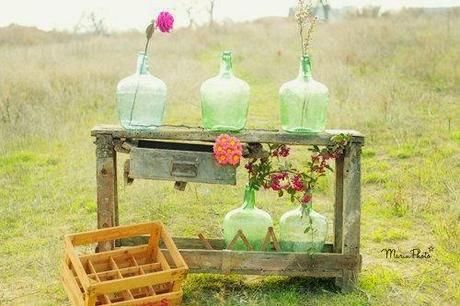 Decora tu boda con damajuanas