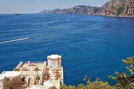 Hotel Simple y Moderno en el Paraiso /  Simply Modern Hotel in Paradise