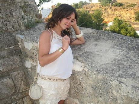 PARECE MONO, PERO NO LO ES... PARECE MONO, PERO NO LO ES...