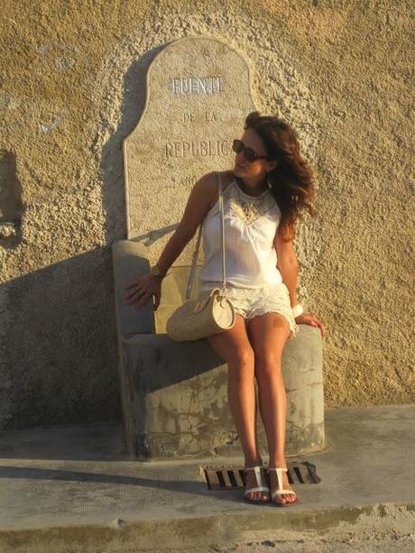 PARECE MONO, PERO NO LO ES...