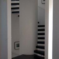 38 D Jules Gianakos 6