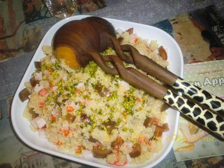 Ensalada de quinoa con pavo y pistachos