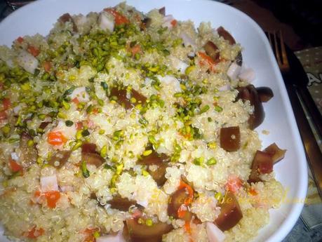 Ensalada de quinoa con pavo y pistachos