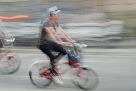 ¿QUIÉN Y QUÉ ERES TÚ, PARA LOS DEMÁS? (y III) ¿Quien y que eres tú, para los demás? (y III)