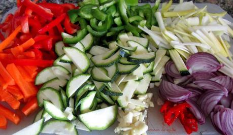 Papilote de Pollo, verduras y mozarella