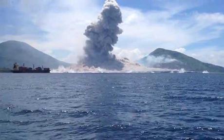 erupción del volcán Tavurvu