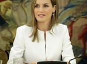 Dña. Letizia, blanco sienta bien!