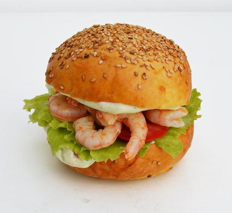 Sandwiches con pan de hamburguesa casero ( y mudanza)