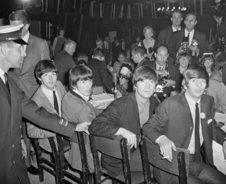 50 años: 05 Sept. 1964 - Conferencia de prensa - Chicago, Illinoins