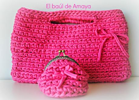 MONEDEROS DE TRAPILLO EN FUCSIA