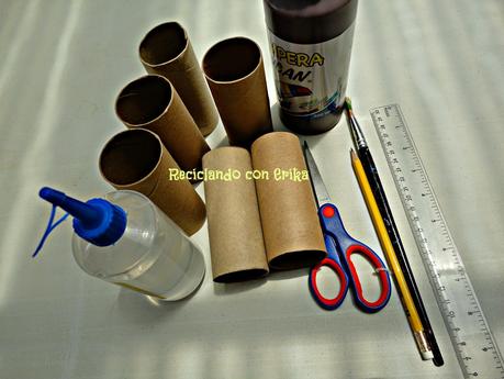 Balcón decorativo con tubos de cartón , flor de cuatro petalos