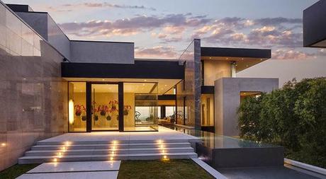 Villa Moderna en California  /   Modern Villa in California