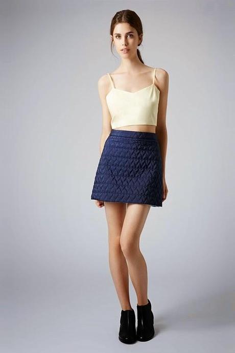 La minifalda guateada de Miu Miu la encontrarás en Topshop