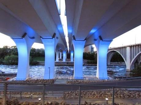 Colapso de puente I 35W. Minneapolis. USA