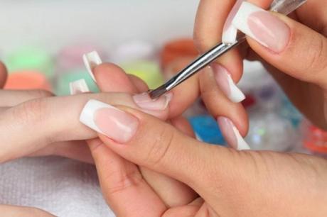 ¿Las uñas de gel y las uñas postizas son perjudiciales? ¿Las uñas de gel y las uñas postizas son perjudiciales?