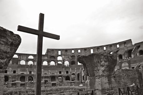 RECUERDOS DE UN VIAJERO IMPENITENTE: UN PASEO ROMANO EN ByN