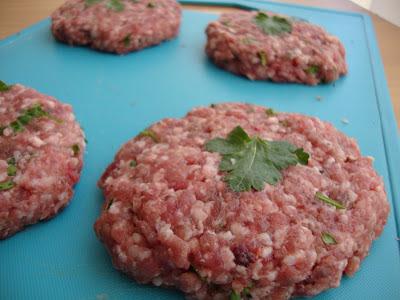 ¿Cómo preparar hamburguesas caseras?